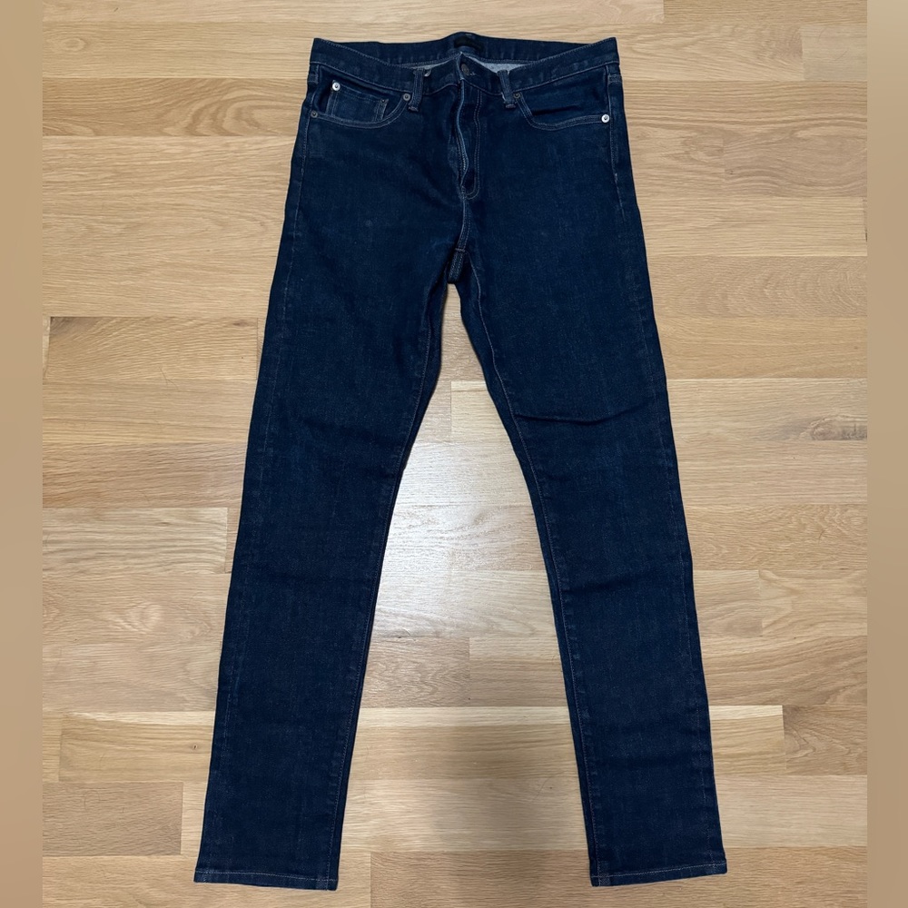 UNIQLO Men’s Straight Leg Jeans